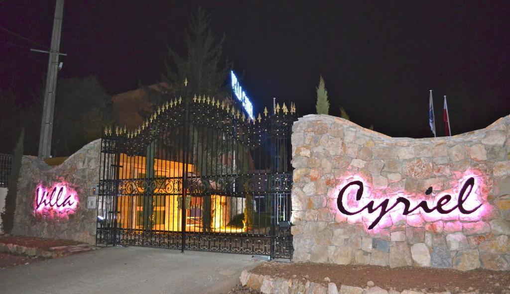 Villa Cyriel Contes  エクステリア 写真